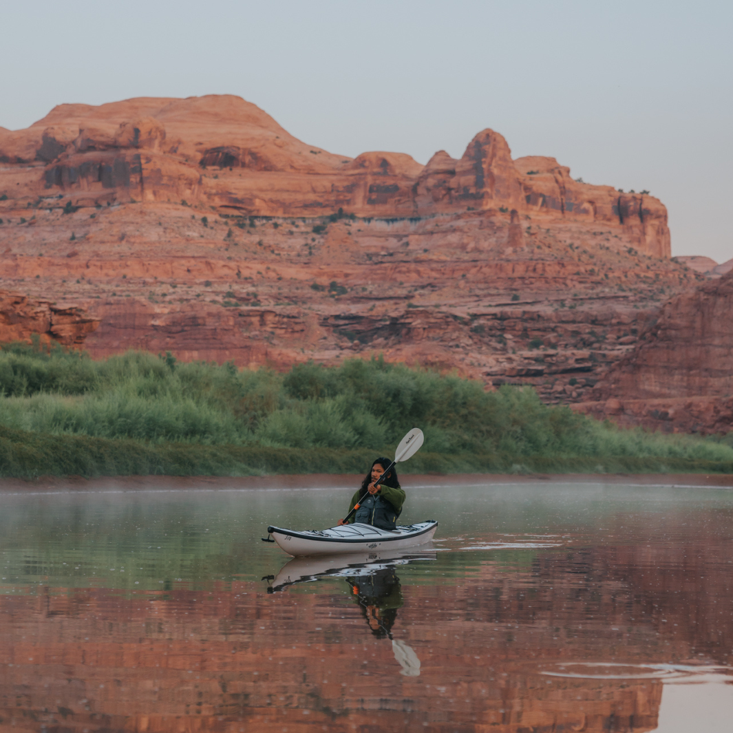 Remo de kayak de dos piezas Posi-Lok híbrido Sting Ray Aqua-Bound